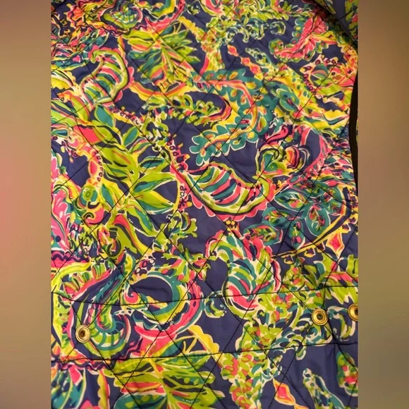 Lilly Pulitzer Lightweight Quilted Vest Black Size Large Zip Snap Pockets - Picture 5 of 9